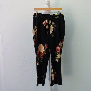 K+Glam Women's Black Floral Knit print pants with Matching Belt Size 1X